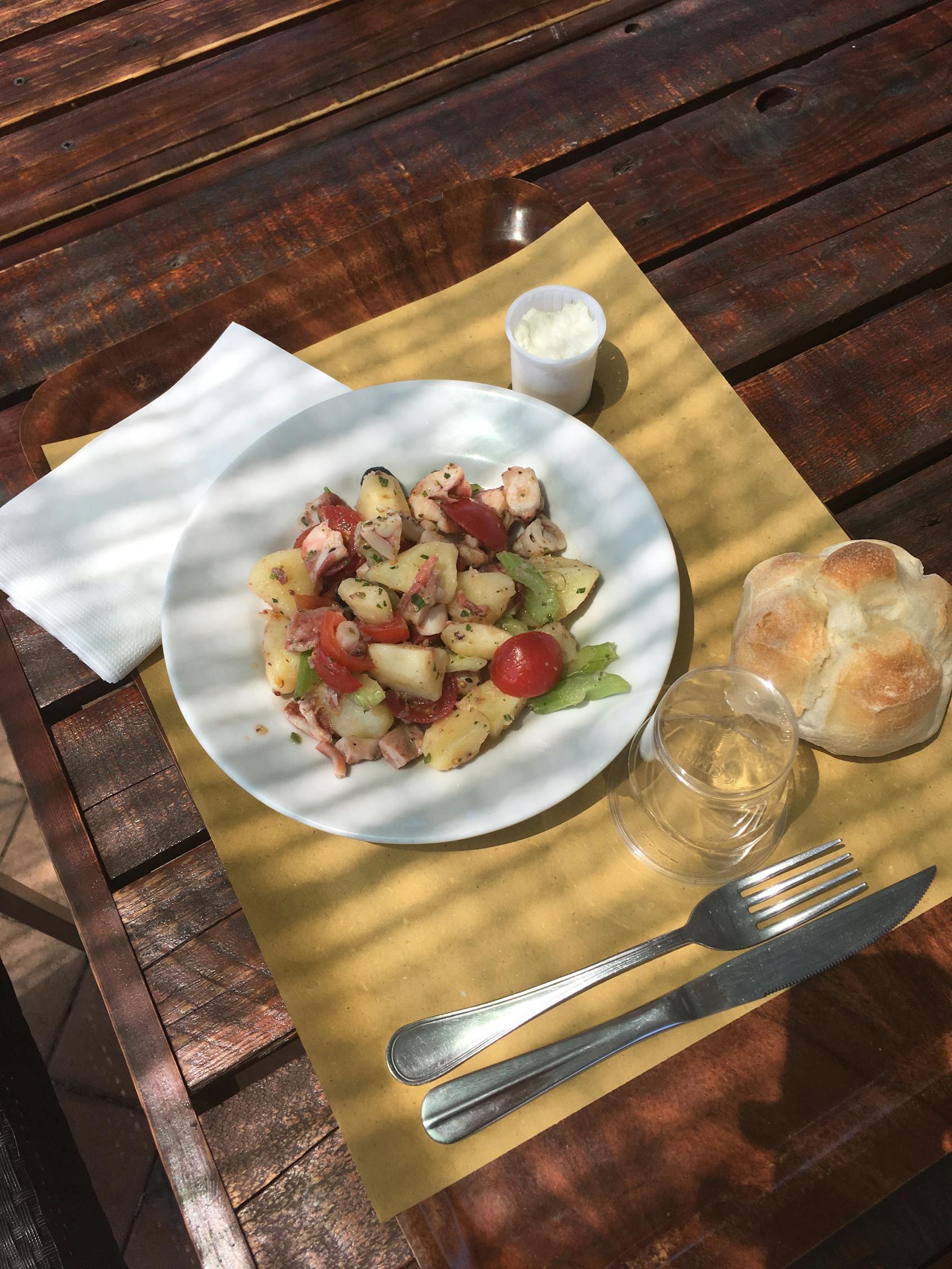 探索海洋美食的无限魅力，海鲜资讯速递速递更新中
